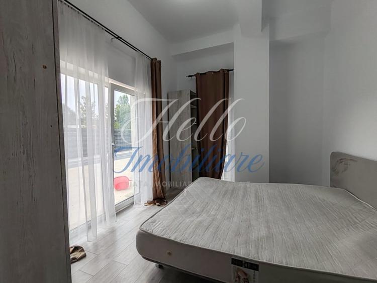Apartament cu 3 camere semidecomandat, mobilat în Dâmbul Rotund