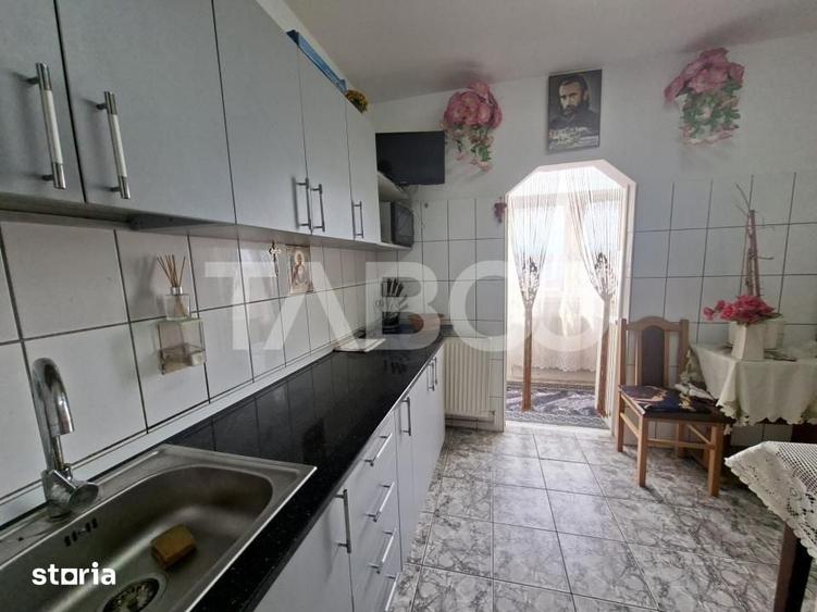 Apartament cu 2 camere decomandat în Gușterița