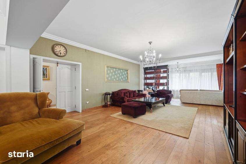 Apartament cu 3 camere în Primăverii