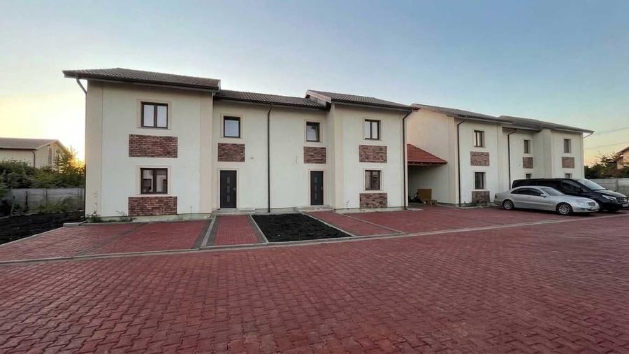 Casă cu 3 camere în Giarmata