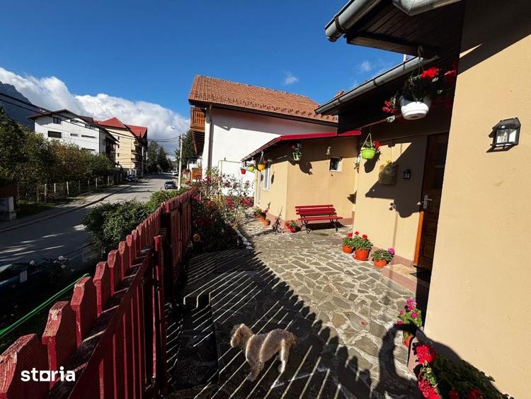 Casă cu 4 camere cu Teren 225 Mp în Zamora