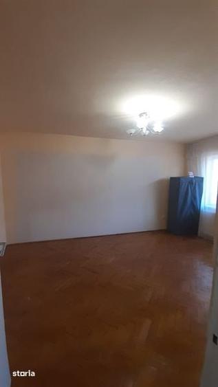 apartament 2 camere Petrosani - 1