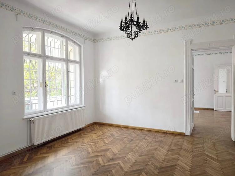 Spațiu comercial, de 200 mp, în Ultracentral