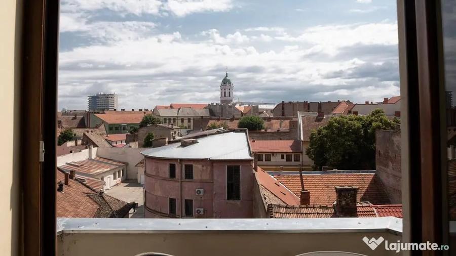 Apartament cu 2 camere semidecomandat în Central