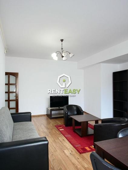 Apartament cu 3 camere decomandat în Central