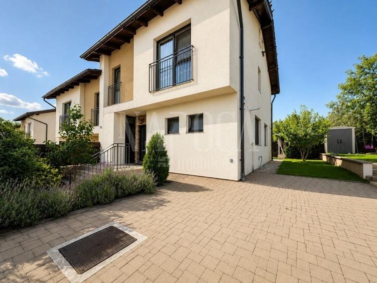 Duplex cu 4 camere cu Canalizare în Dâmbul Rotund
