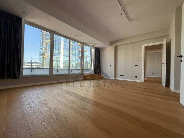 Penthouse cu 4 camere decomandat în Floreasca