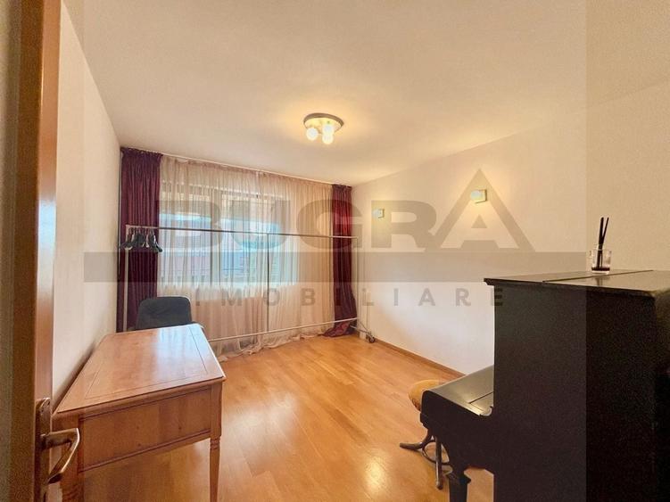 Apartament cu 3 camere semidecomandat, mobilat în Andrei Mureșanu