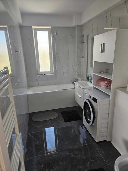 Apartament cu 2 camere semidecomandat în Florești