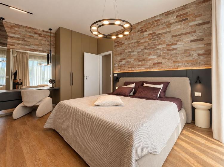 Apartament cu 3 camere decomandat, mobilat în Ultracentral