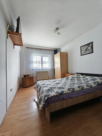 Apartament 3 camere DECOMANDAT, Etaj 2, Frumoasa ! - 1