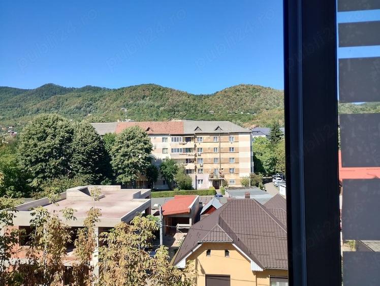 VAnd apartament o camera decomandat - 7