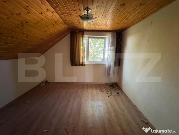 Casa spa?ioasa de vanzare in Santuhalm 160 mp util - 8