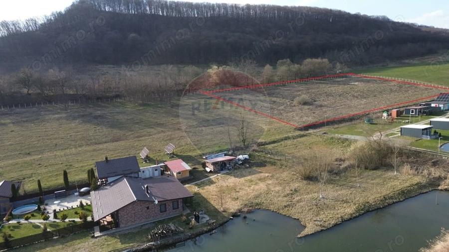 Teren de 7000 mp, în Hoghilag