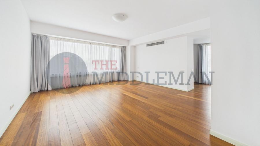 Apartament cu 3 camere decomandat, mobilat în Kiseleff