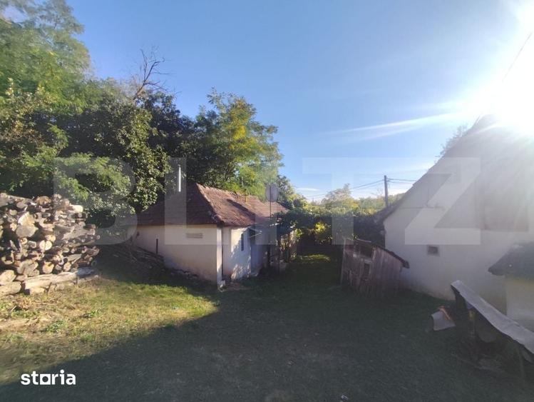 Casă cu 5 camere cu Teren 2877 Mp în Central