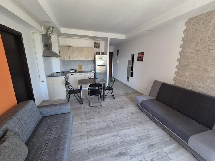 Apartament cu 2 camere semidecomandat în Tunari