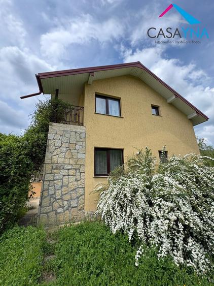 Casă individuală cu 5 camere cu Garaj în Luncani