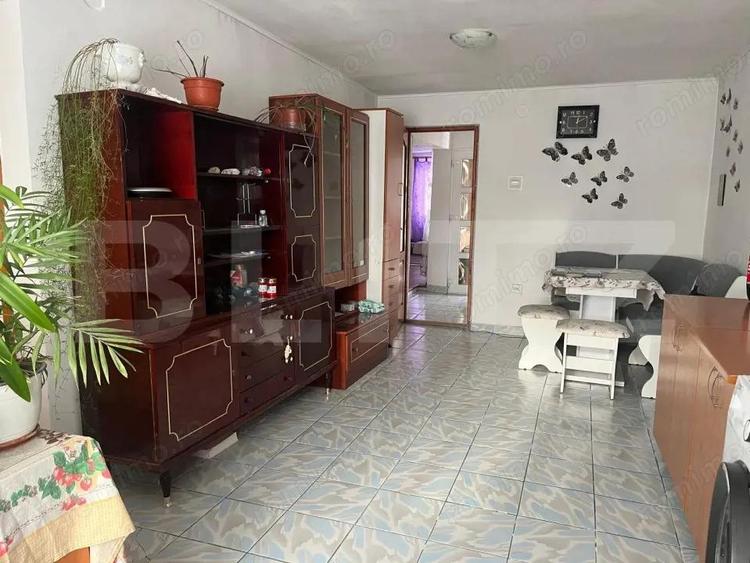 Casă cu 3 camere cu Teren 678 Mp în Central