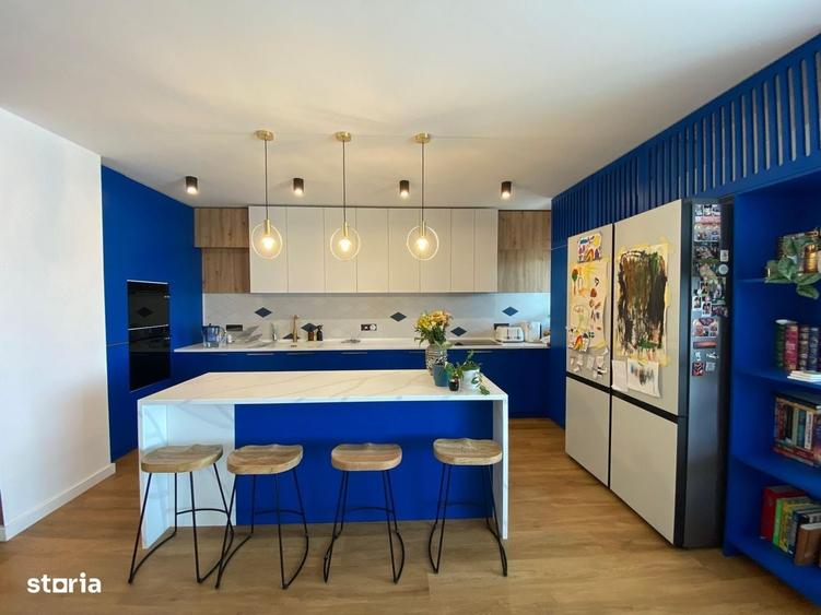 Apartament cu 4 camere decomandat în Băneasa