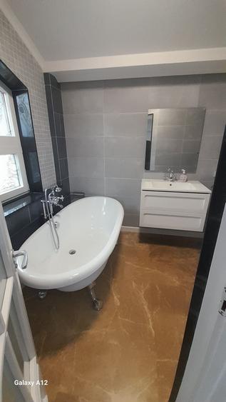Casă cu 4 camere cu Teren 388 Mp în Central