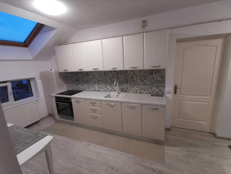 Apartament cu 2 camere, 56 mp, balcon, zona Florilor - 4