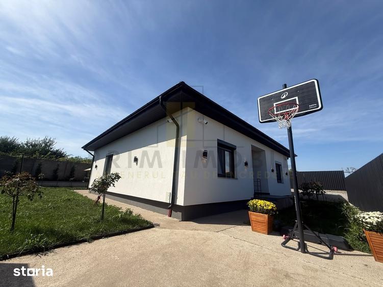 Casă cu 4 camere cu Teren 500 Mp în Holboca