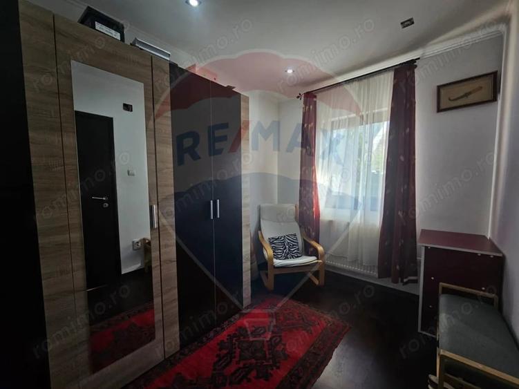 Casă cu Teren 350 Mp în Central