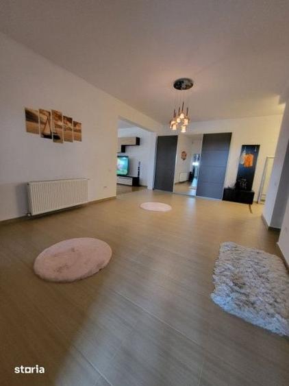Apartament cu 3 camere în Prelungirea Ghencea