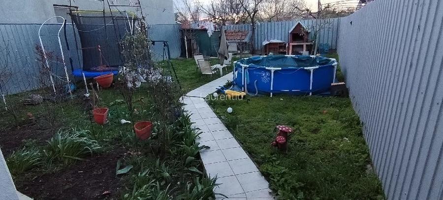Casă cu 2 camere cu Teren 300 Mp în Central