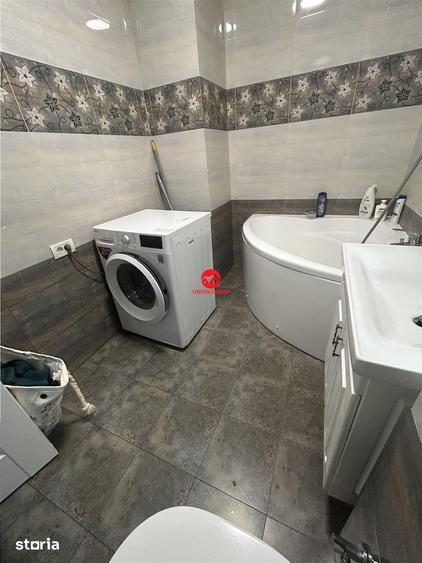 Apartament cu 2 camere decomandat în Far