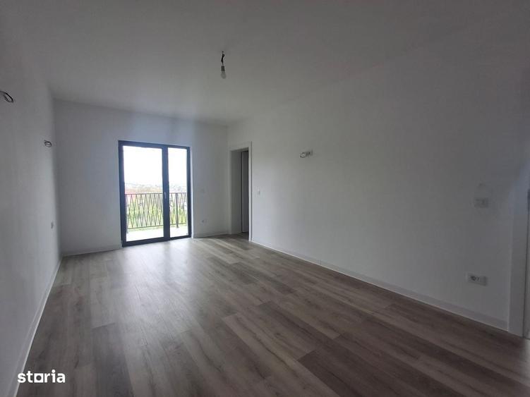 Casă cu 4 camere în Bucium