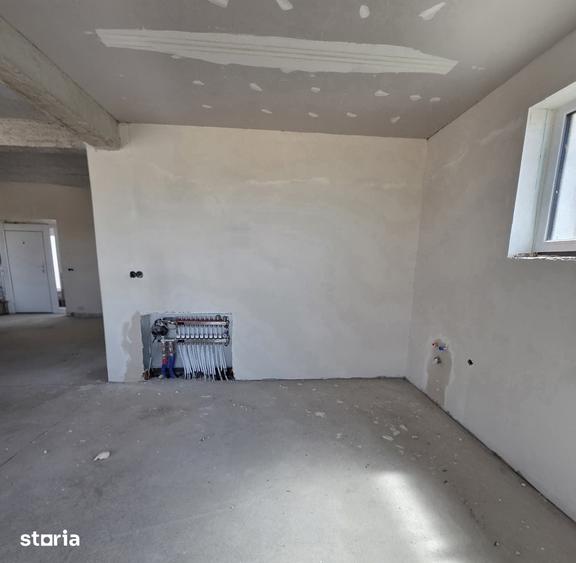 Casă cu 3 camere cu Teren 502 Mp în Sânmartin
