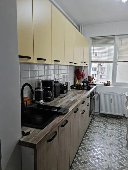 Vand apartament 2 camere , decomandat, 52.94mp, Sector 3, Bucure?ti, Piata 1 Decembrie1918 - 5