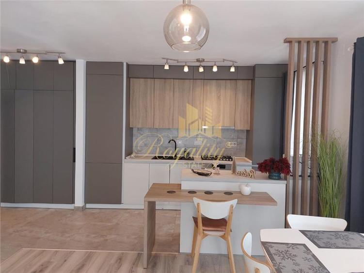 Apartament cu 2 camere decomandat în Lipovei