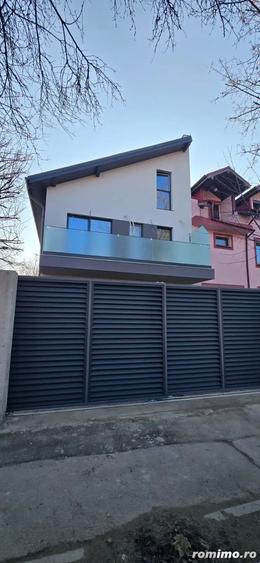 Casă cu 4 camere cu Teren 146 Mp în Bucureștii Noi