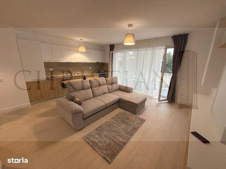 Studio First Use in Complex Quadra Trees - Parcare - 12