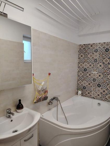 Închiriez apartament cu 3 camere + loc de parcare – Aparatorii Patriei / Metalur - 3
