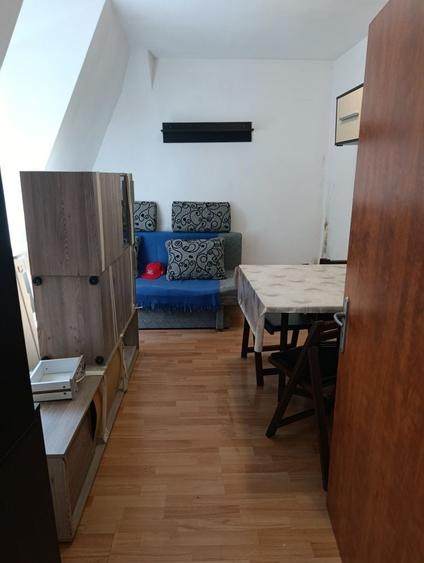 Garsonieră decomandată în Exterior Vest