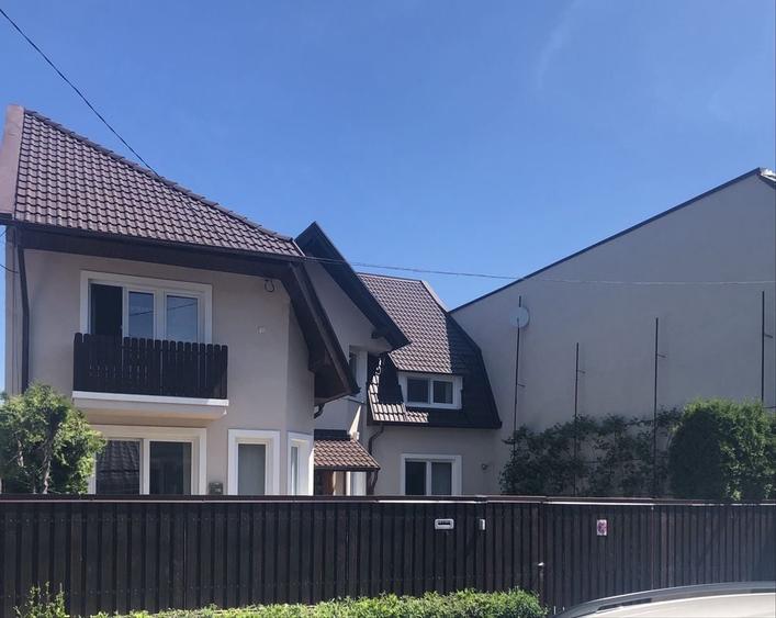 Casă cu 4 camere în Central