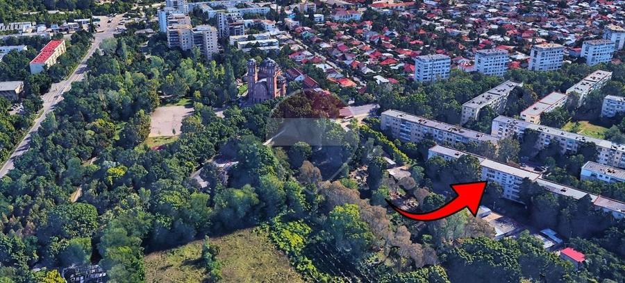 Apartament cu 2 camere semidecomandat, mobilat în Nord