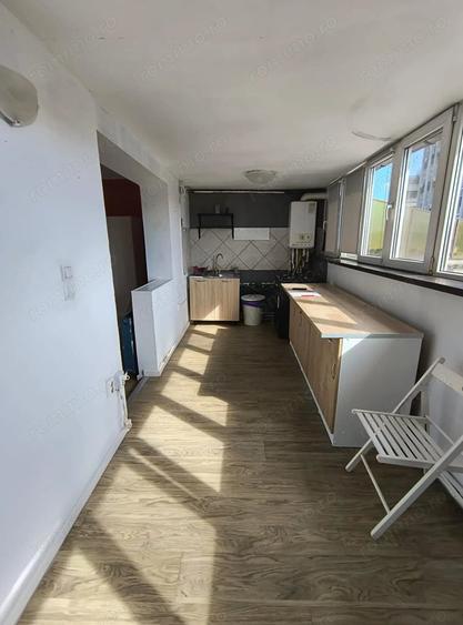 Apartament cu 2 camere semidecomandat în Romană