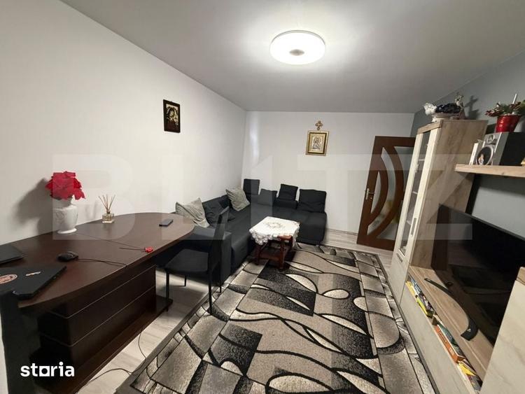 Apartament cu 3 camere decomandat în Cetate
