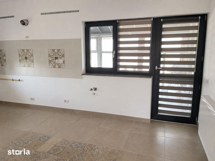 Casă cu 4 camere cu Teren 430 Mp în Exterior Vest