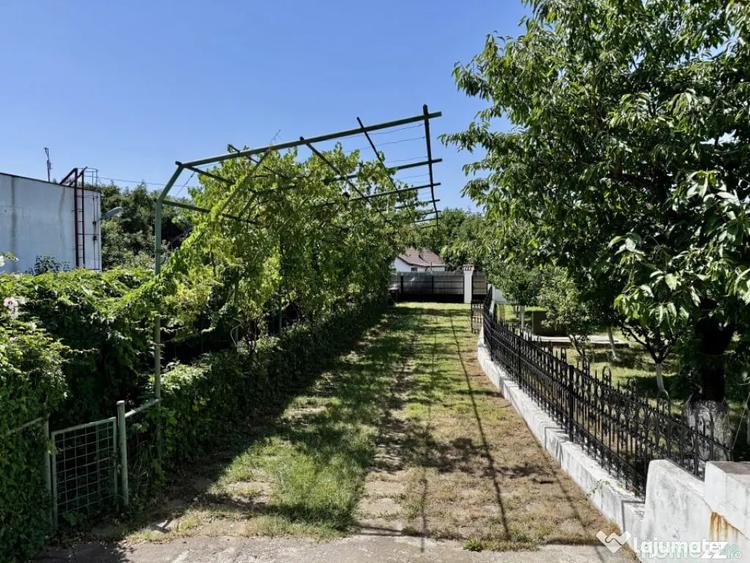 Casă cu 7 camere cu Teren 1150 Mp în Siliștea Snagovului