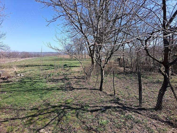 Casă cu Teren 41 Mp în Măeriște