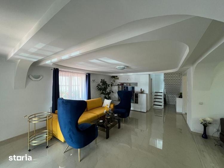 Casă cu 5 camere cu Teren 1128 Mp în Popoveni