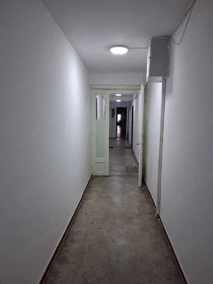 Apartament cu 2 camere decomandat în Apărătorii Patriei
