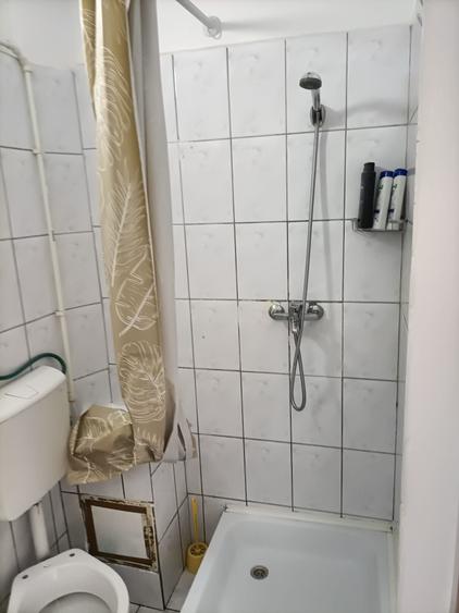 Apartament cu 2 camere semidecomandat în Micro 9