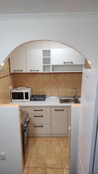 De inchiriat apartent 2 camere + loc de luat masa - 5